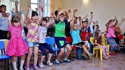 «ВЕСЁЛЫЕ СКАЧКИ», детская интерактивная игра.