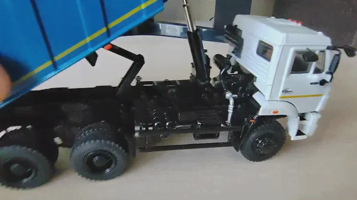 КАМАЗ 6522 SSM масштаб 1 :43.